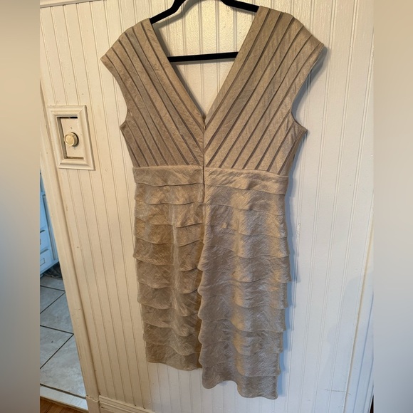 Adrianna Papell Tiered Champagne Sheath Dress size 14 - Picture 6 of 6